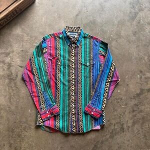 Vintage 90s Western Aztec Wrangler Button up Measure 19.5x29